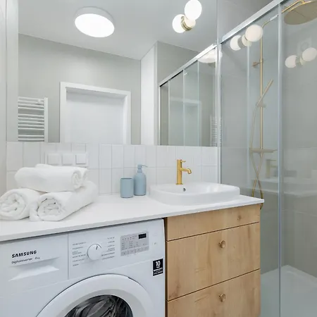 Nowe - Nowoczesne I Komfortowe Blisko Plazy *